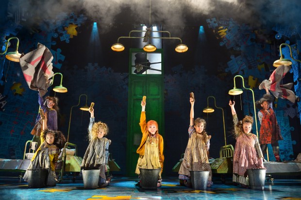 3. Annie West End Photography by Paul Coltas